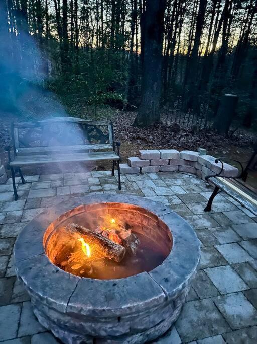 Beautiful & Peaceful Cabin W/ Deck Garden & Fire-Pit Murphy Exterior foto
